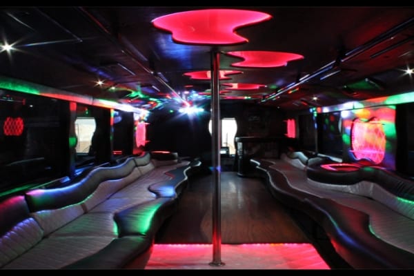 Limo Party Buses for Proms