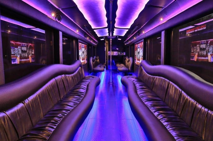 Limo Rental Packages for Proms provided by Limo Bus Long Island